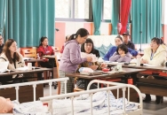 “家政+养老”：点单服务，在家享老